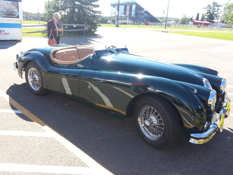 Illustration for article titled UK Residents (I guess?) IDENTIFY THIS CAR (please).
